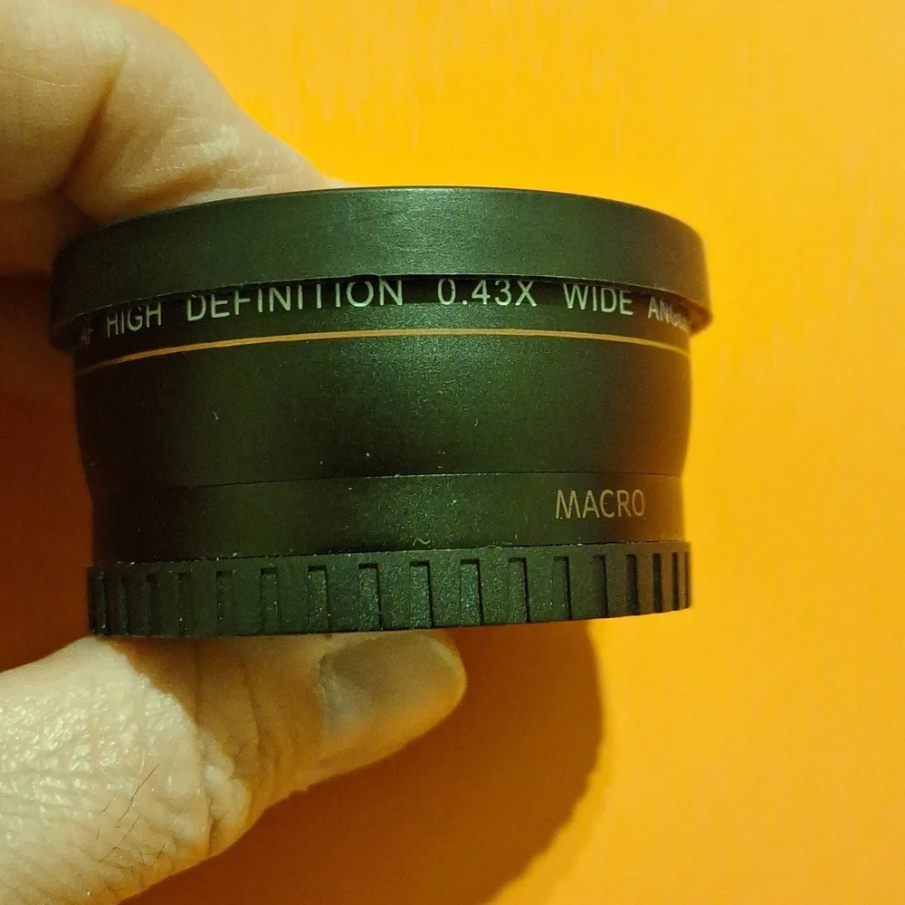 Vivitar HD4 MC AF High Definition 0.43X Wide Angle Converter W/Macro Camera Lens